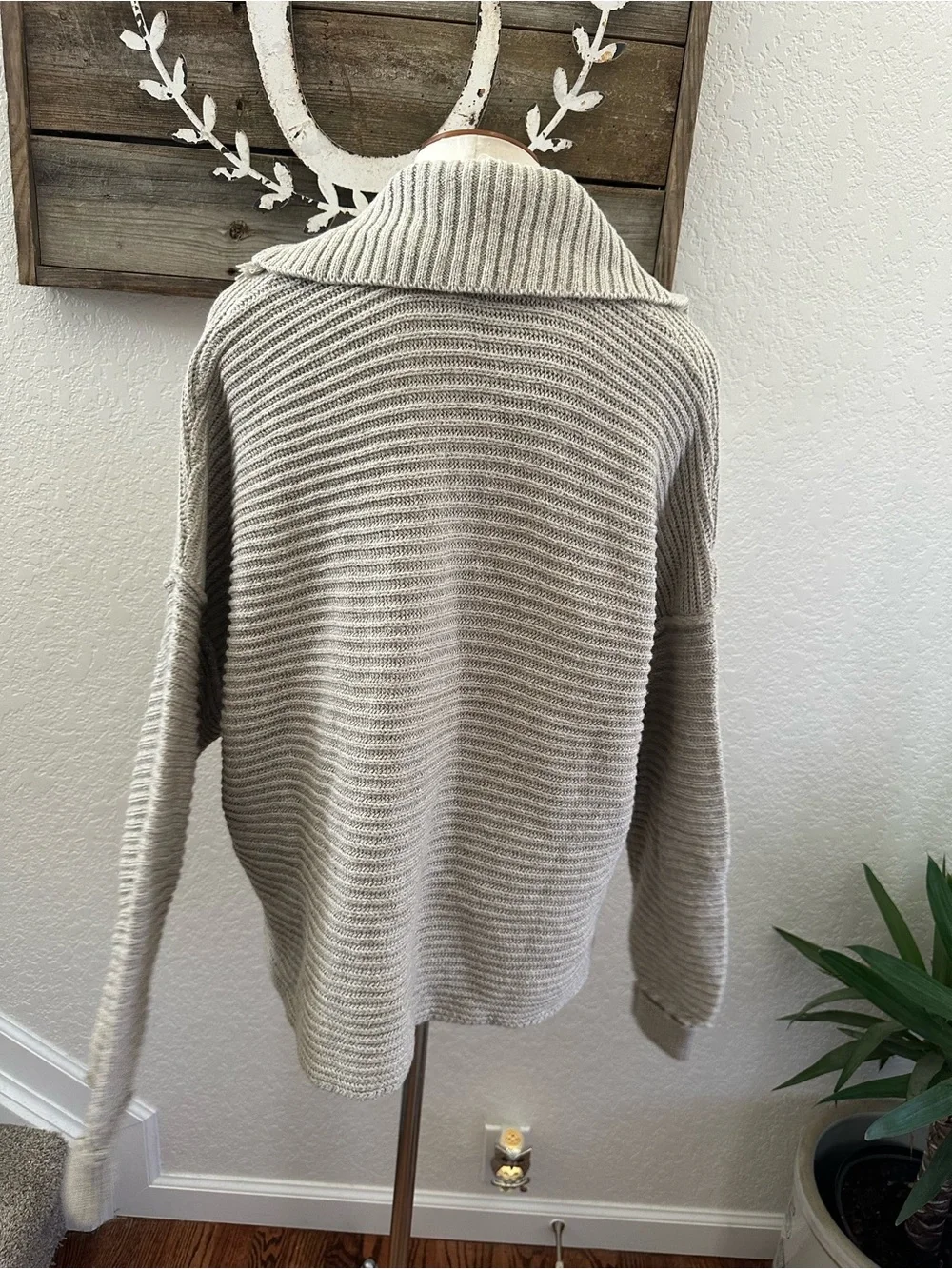 Free People Marlie beige oatmeal knit sweater with fringe details size M NWT